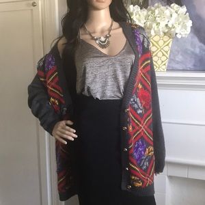 👚 Vintage Oversized Woven Cardigan